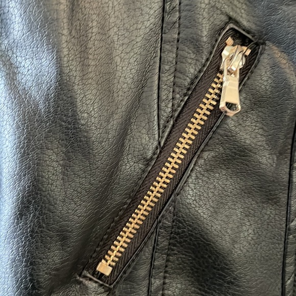 Girls faux leather jacket - Picture 4 of 4